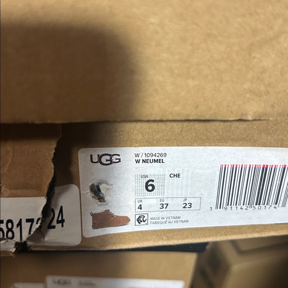 UGG- NEUMEL, CHE, women QS - Picture 8 of 10